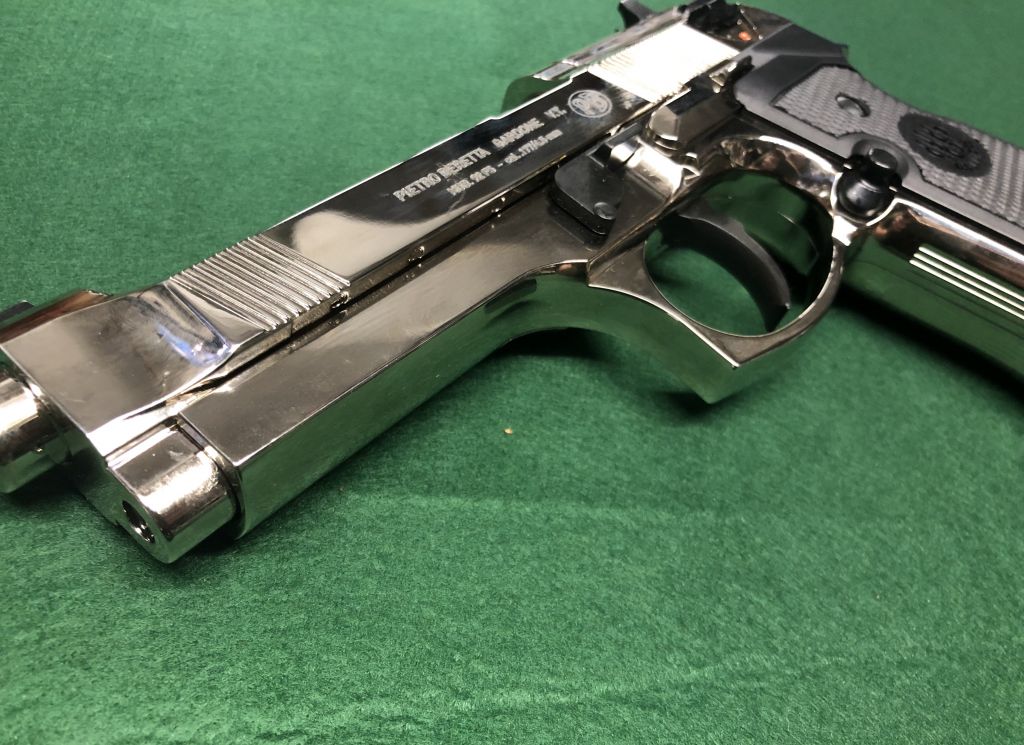 UMAREX BERETTA M92 FS POLISHED CHROME - Image 3